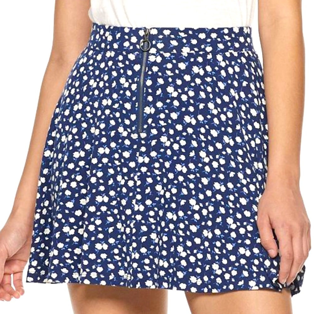 SO Zip Front Mini Skater Skirt Junior XXL NWT Blue with White Flowers